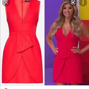 BCBGMAXAZRIA Women’s Clare Tulip Skirt Deep V Cocktail Dress. Size 6